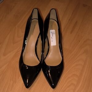 14th & Union | Glossy Black Heels